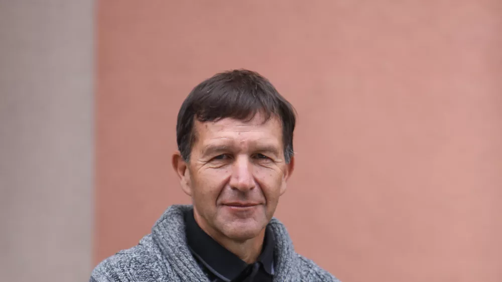 07.01.2025. - Bogdan Bi&scaron;čak, politični analitik, biv&scaron;i politik strank LDS in Zares.//FOTO: Bojan Velikonja