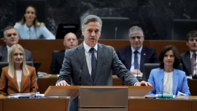 Ljubljana, DZ.Nadaljevanje seje drzavnega zbora.Predsednik vlade Robert Golob.