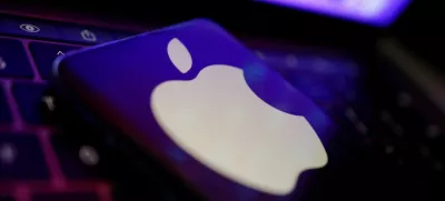 FILE PHOTO: Apple logo is seen in this illustration taken, August 22, 2022. REUTERS/Dado Ruvic/Illustration/File Photo