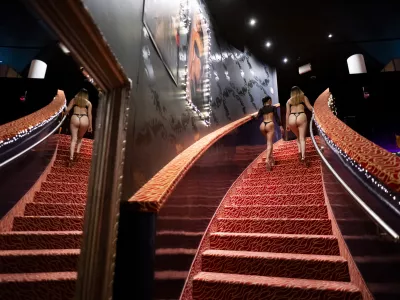 bordelprostitucijajavna hišaprostitutkeseks21.04.2025 Wellness za moške Andiamo, Beljak. FOTO: Nik Erik Neubauer