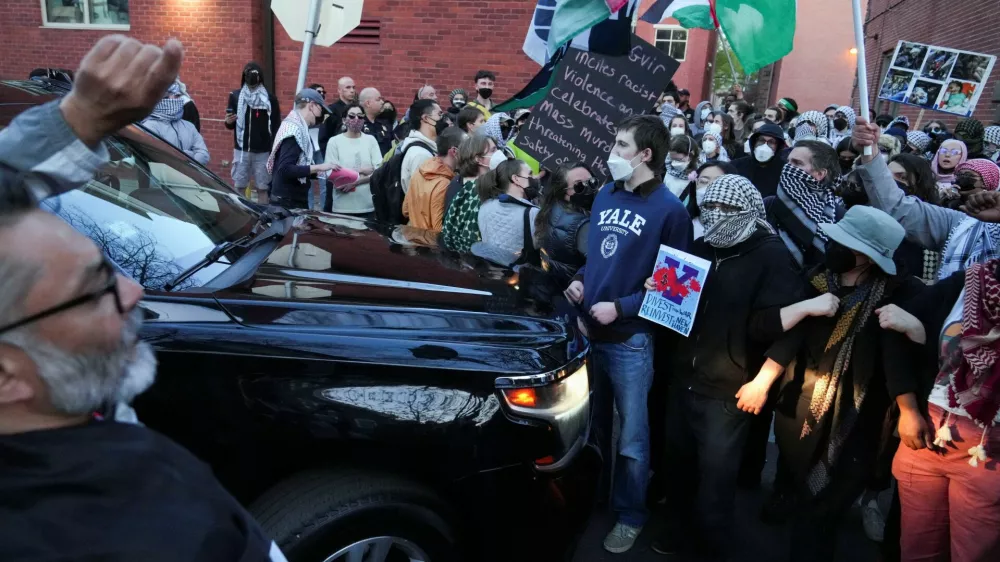 People block vehicles during a protest before a planned speech by Israel's National Security Minister Itamar Ben-Gvir, a far-right member of Prime Minister Benjamin Netanyahu's government, to Yale-based Jewish society Shabtai in New Haven, Connecticut, U.S. April 23, 2025. REUTERS/Michelle McLoughlin