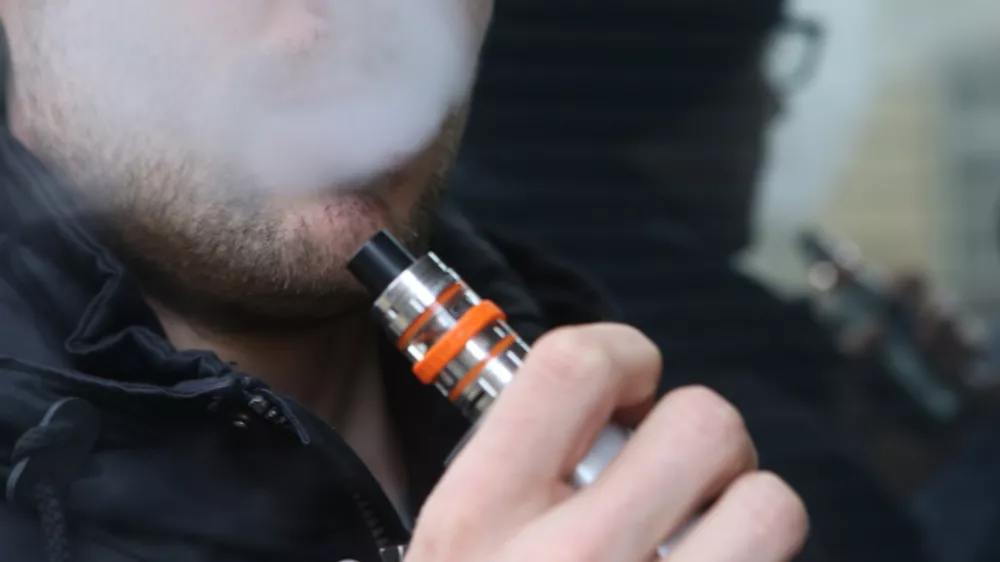 ﻿- elektronski cigaret - //FOTO: Tomaž Skale