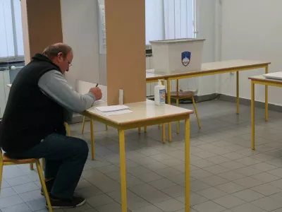 Kmetijsko gozdarska zbornica Slovenije (KGZS), volitve v svet zbornice 2024, volišče Ljutomer. Foto: Tatjana Pihlar 