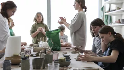 Programi vsebujejo različne ustvarjalne in športne aktivnosti. Foto: Jaka Gasar 