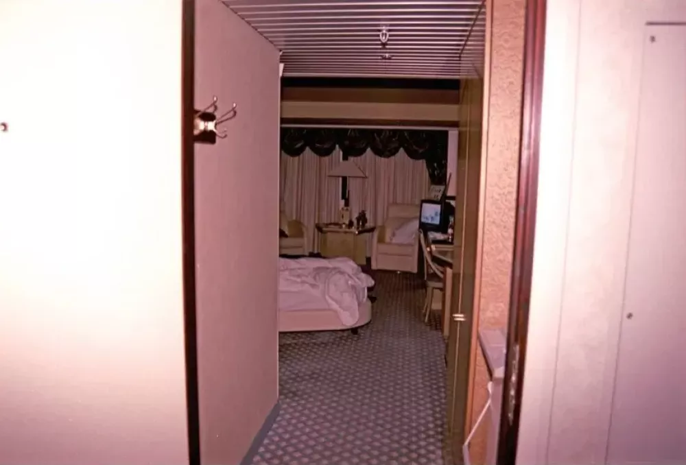 Prizor sobe, v kateri so jo našli. / Foto: Norveška Policija/dokumentacija