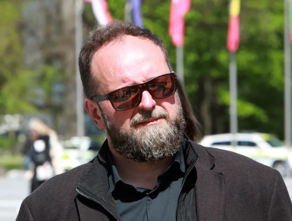 16.04.2025 -tiskovna za pripravo sprememb zakona o socialnem varstvu, Trg republikeGoran Blaško, Dom na KrasuFoto: Toaž Skale