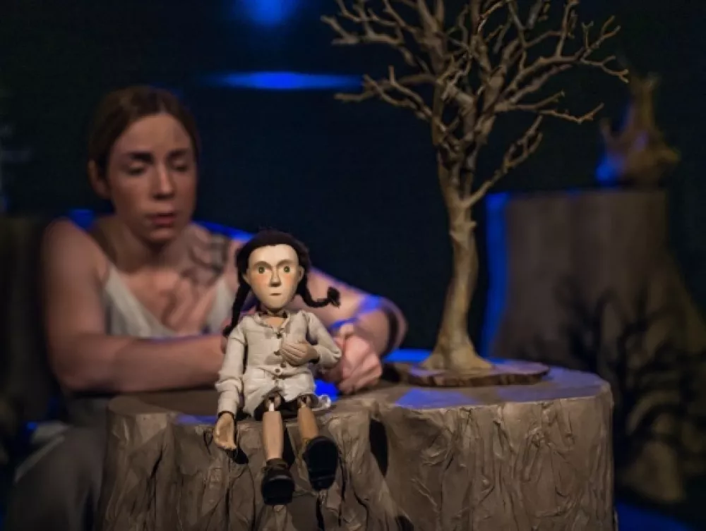 Za najmlajše konzumente kulture bo 3. in 4. maja ob 11. uri v Kulturnici LGL lutkovna predstava Desetnica. F arhiv LGL