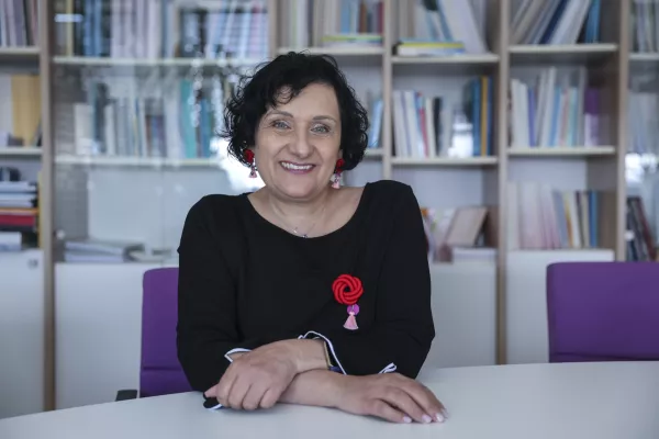 Monika Ažman, svetovalka na Zbornici zdravstvene in babiške nege Slovenije: »Medicinska sestra lahko prevzema odgovornost le za tisto, za kar je usposobljena.«