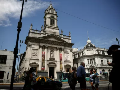 FILE PHOTO: A view shows the Basilica San Jose de Flores, where the Pope Francis, then Cardinal Jorge Bergoglio, once served, in Buenos Aires, Argentina, February 21, 2025. REUTERS/Tomas Cuesta/File Photo / Foto: Tomas Cuesta