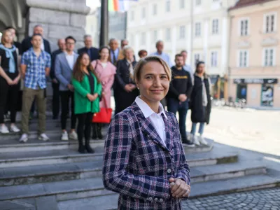 dr. Tina Bregant, kandidatka za ljubljansko županjo - 18.10.2022 - Lokalne volitve 2022 - predstavitev skupne kandidatke SLS in stranke Naša dežela za županjo Mestne občine Ljubljana //FOTO: Bojan Velikonja