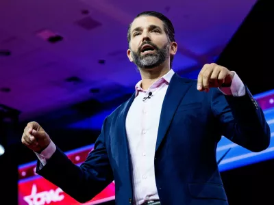 2P1EEHJ Oxon Hill, United States. 03rd Mar, 2023. Donald Trump Jr., Executive Vice President of The Trump Organization, speaking at the Gaylord National Resort & Convention Center in Oxon Hill, Maryland. Credit: SOPA Images Limited/Alamy Live News