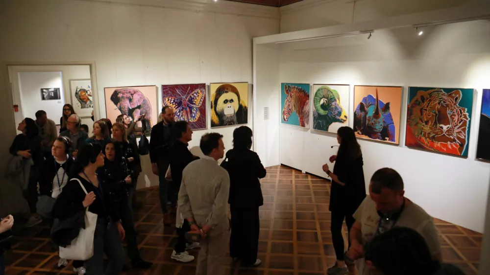 07.04.2025 - Gorica, reportaža, nakupovanjerazstava Andy Warhol galerija Attems GorizaFoto: Tomaž Skale 