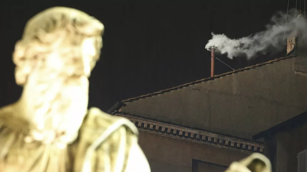 ﻿White smoke rises from the chimney above the Sistine Chapel in the Vatican, indicating a new pope has been elected at the Vatican March 13, 2013. White smoke rose from the Sistine Chapel and the bells of St. Peter's Basilica rang out on Wednesday, signaling that Roman Catholic cardinals elected a pope to succeed Benedict XVI. REUTERS/Tony Gentile (VATICAN - Tags: RELIGION)
