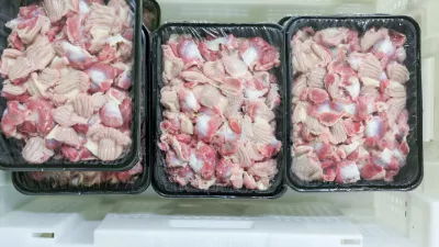 ﻿- piščanci - perutnina- - piščančje meso -    - 28.12.2016 - Podjetje Perutninarstvo Panvita, Rakičan - Murska Sobota - proizvodnja perutninskega mesa - mesno-predelovalna industrija - blagovna znamka AVE   //FOTO: Bojan VelikonjaOPOMBA: DNEVNIKOV OBJEKTIV - REPORTAŽA 2017 -