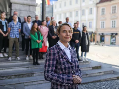 dr. Tina Bregant, kandidatka za ljubljansko županjo - 18.10.2022 - Lokalne volitve 2022 - predstavitev skupne kandidatke SLS in stranke Naša dežela za županjo Mestne občine Ljubljana //FOTO: Bojan Velikonja