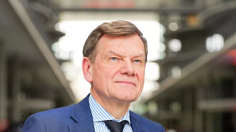 FILED - 09 April 2025, Berlin: Member of the German Bundestag Johann Wadephul of the Conservative Christian Democratic Union (CDU) stands on the sidelines of a press conference of the CDU/ Christian Social Union in Bavaria (CSU) and Social Democratic Party of Germany (SPD) party chairmen to present the coalition agreement in the Paul Loebe House. Johann Wadephul is set to become Germany's new foreign minister, German media reported on Sunday. Photo: Michael Kappeler/dpa