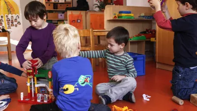 otrok - igra- Vrtec Trnovo - zavod za predšolsko vzgojo - predšolski otroci -    //FOTO: Jaka Gasar