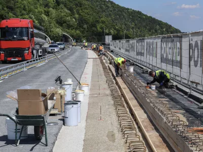 - 29.04.2025 - obnova štajerske avtoceste, delo na cesti, viadukti, DARS//FOTO: Jaka Gasar