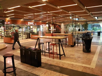 28.04.2025 - Maximarket, onesnažena voda, prazna pasažaFoto: Tomaž Skale