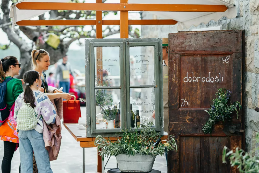 Ta konec tedna bo v idilični istrski vasici Padna zaživel 13. Praznik olja in bledeža. Foto: portoroz.si