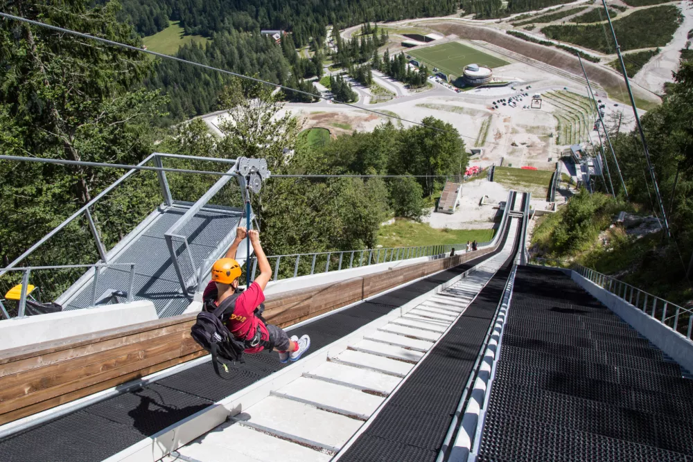 ﻿- 22.08.2016 - Poletna reportaža - Planica - zip line - zipline - izlet - ..//FOTO: Maja Marko