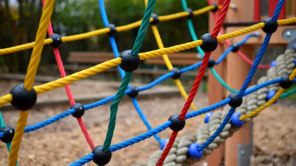 Otroško igrišče. Simbolična.