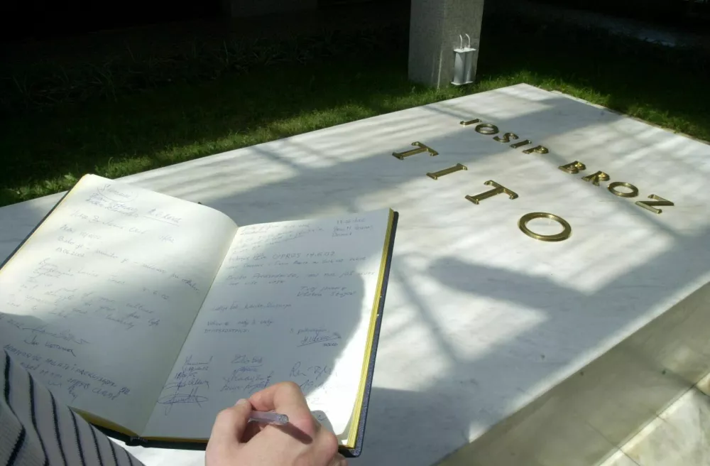 Hi&scaron;a cvetja v Beogradu