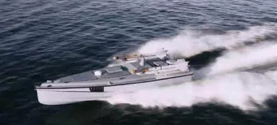 Prva fotografija ruskega pomorskega drona drona Magura V7, s katerim je ukrajinska vojska sestrelila dve ruski letali. Foto: Ukrajinska vojska