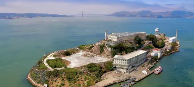 ﻿Aerial view of Hoover Dam
