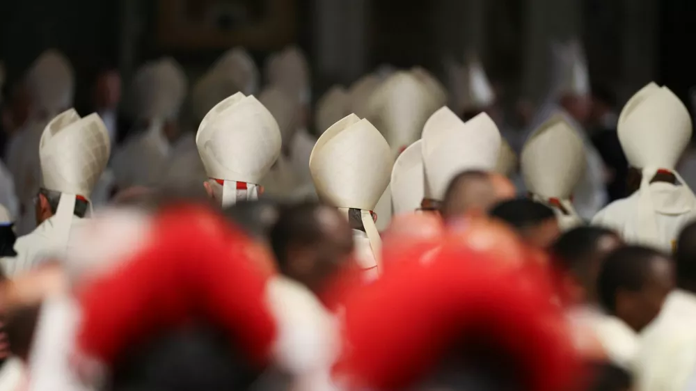 Cardinals attend a mourning Mass for Pope Francis on the eighth day of the Novendiali (nine days of mourning after the Pope's funeral) at St. Peter's Basilica at the Vatican, May 3, 2025. REUTERS/Claudia Greco