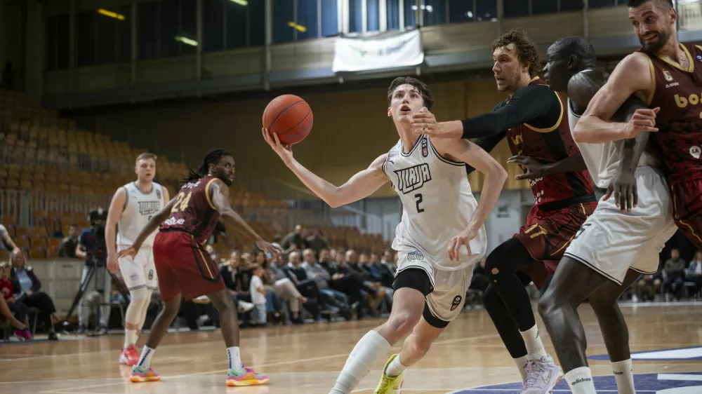 Ljubljana.Finale 2. tekme kosarkaske lige Aba 2: Ilirija - Bosna.