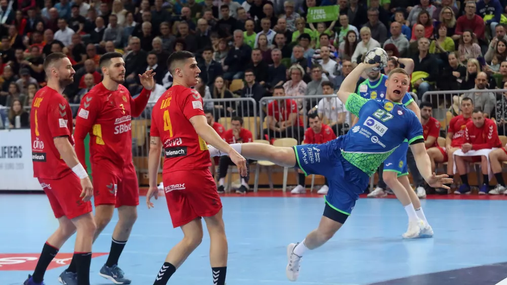 Koper, 12.03.2023rokomet reprezentanca Slovenije, Kvalifikacije za EP 2024, 3. krog, Slovenija: rna gora 37:30 (18:16)Horzen Kristjan (27)