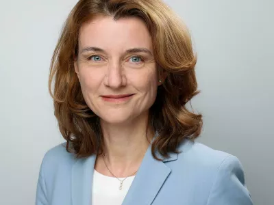 Daniela Schwarzer je članica izvršnega odbora fundacije Bertelsmann, nekdanja direktorica Nemškega sveta za zunanje odnose, 