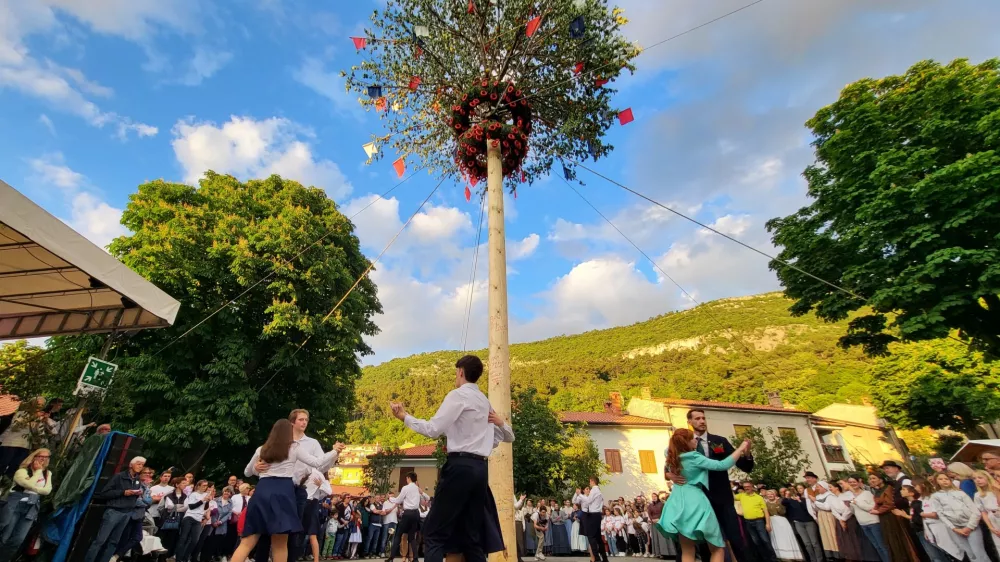 Majenca, Dolina pri Trstu, parterji in parterce, prvi ples / Foto: Katja Gleščič 