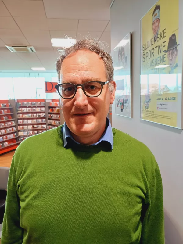 Klemen Markelj, ravnatelj OŠ Janeza Puharja: »Če hočemo imeti bolj izobražene učence, potem potrebujemo tudi zunanje meritve znanja. NPZ je še posebno na mestu v devetem razredu, saj so uspehi devetošolcev njihova odskočna deska za nadaljnje izobraževanje.«