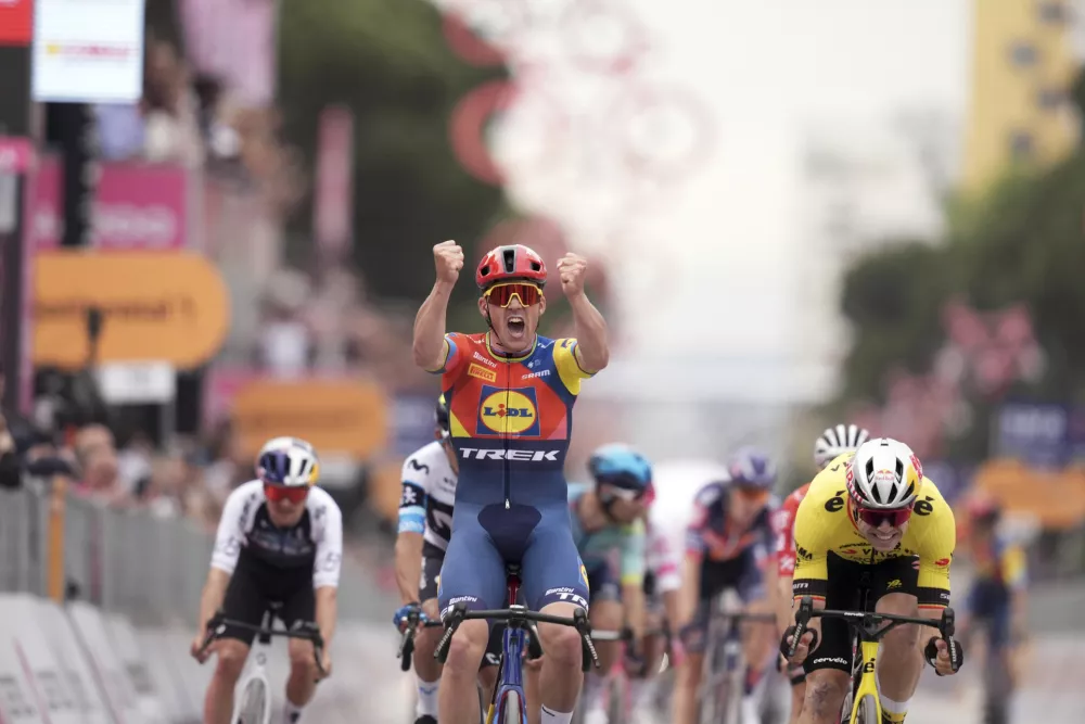 Mads Pedersen of Lidl-Trek wins stage 1 of the Giro d'Italia from Durazzo (Durres) to Tirana (Tirane), Albania, Friday, May 9, 2025. (Massimo Paolone/LaPresse via AP)