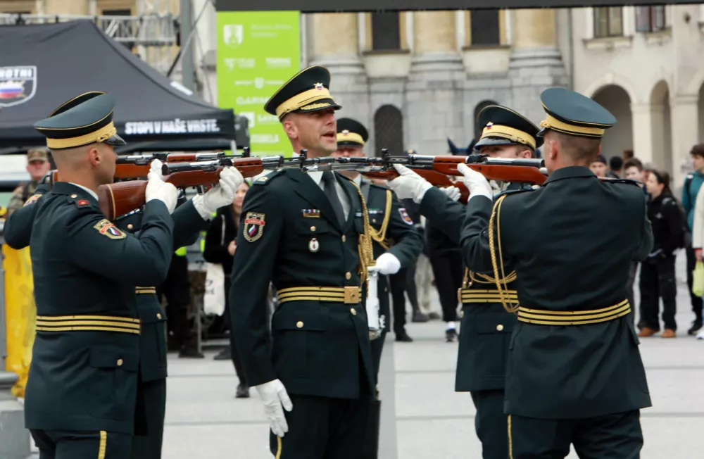 09. 05. 2025 -prireditev V službi domovine - Dan zmageFoto: Tomaž Skale