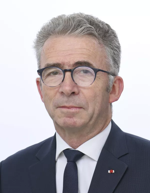 French MEPs official portraits - 10th Parliamentary term.