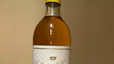 Sladka vina so med najdražjimi pijačami na svetu. Za steklenico bordojskega chateau y'quema je potrebno odšteti tudi nekaj tisoč evrov. F arhiv