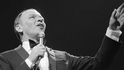 Frank Sinatra med nastopom v Madison Square Gardnu v New Yorku leta 1967, ko je izdal tudi eno svojih največjih uspešnic. F Getty Images