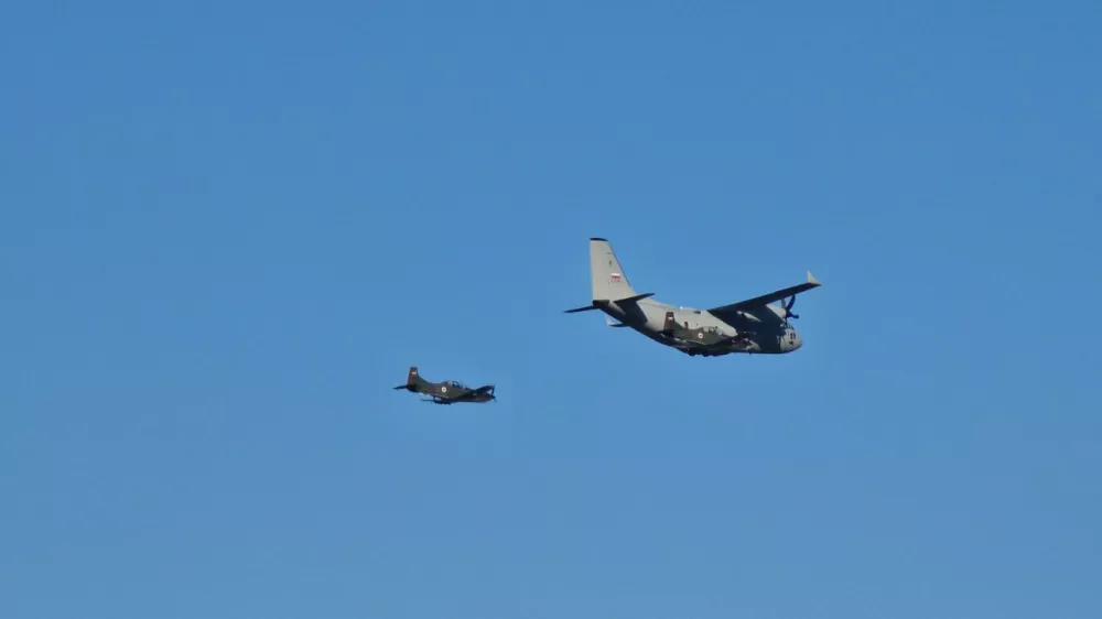 Letalo Spartan na letališču Cerklje ob Krki