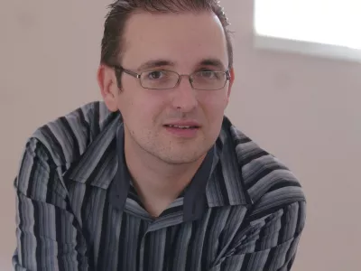 Docent dr. Miro Haček, asistent z doktoratom – Katedra za analizo politik in javno upravo - FDV – Fakulteta za družbene vede - ,//FOTO: Matej PovšeOPOMBA: ZA OBJAVO V ČASOPISU DNEVNIK