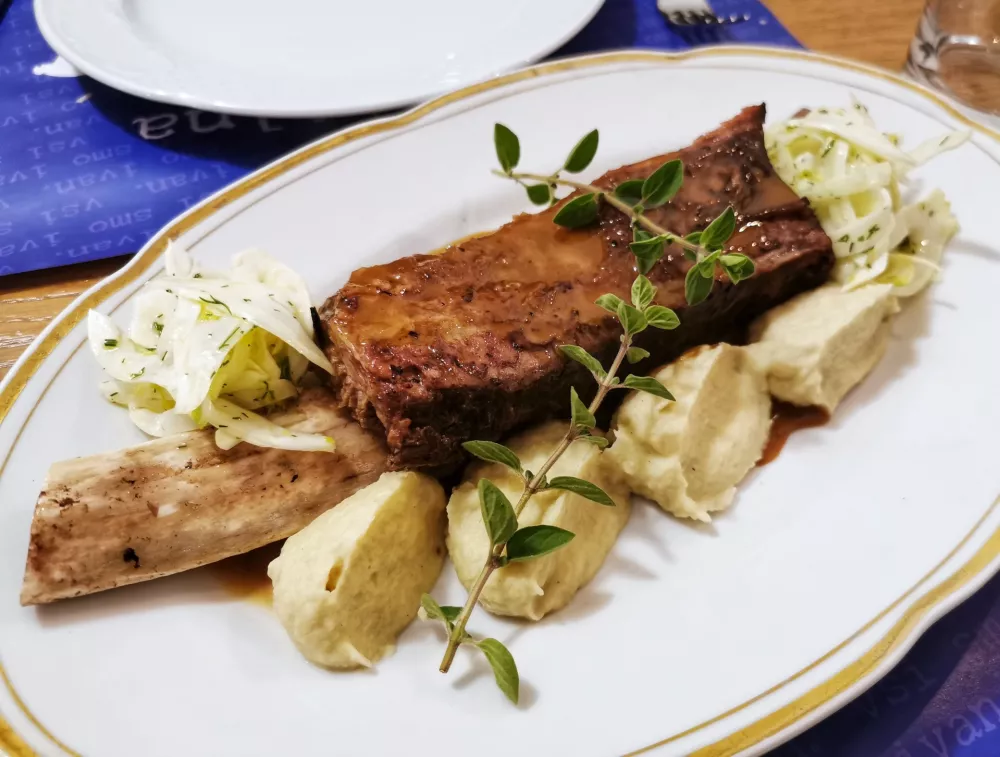 Goveje rebro, Gostilna Ivan Kranj