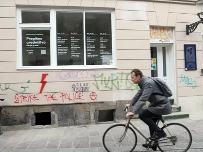 Dogodki Prepišnega uredništva bodo večinoma potekali na Trubarjevi v LUDi knjigarni. Foto: Tomaž Skale