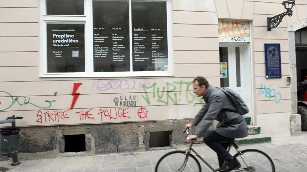 Dogodki Prepišnega uredništva bodo večinoma potekali na Trubarjevi v LUDi knjigarni. Foto: Tomaž Skale