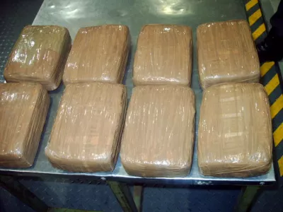 Mamila - konopjja: Na mejnem prehodu Gruškovje osem kilogramov konoplje