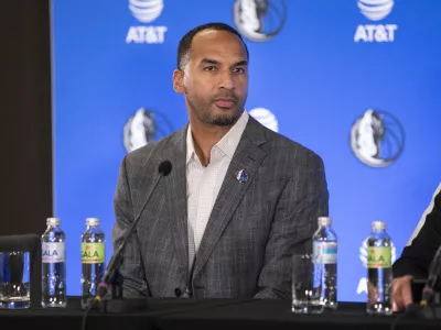 ﻿Nico Harrison- 10.08.2021 - novinarska konferenca Luke Dončića in vodstva ameriške ekipe Dallas Mavericks ob podpisu nove petletne pogodbe v vrednosti 207 milijonov dolarjev za sezono 2022/23, //FOTO: Matjaž Rušt