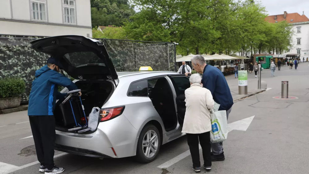 05.05.2025 - Taxi - Taksi služba - prevoz potnikov Foto: Luka Cjuha