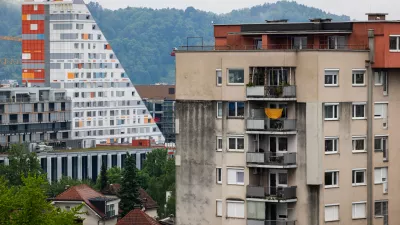 Ljubljana.Stanovanja, nepremicnine, blokovsko naselje.