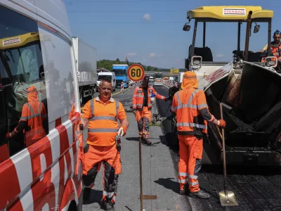 - 29.04.2025 - obnova štajerske avtoceste, delo na cesti, viadukti, DARS//FOTO: Jaka Gasar